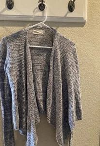 Hollister Damen LS Ärmel Open Wrap Pullover, grau, mittel - Bild 1 von 14