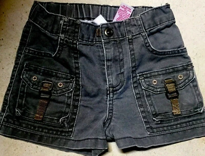 Girls Khaki shorts Size 5 Euc - Imagem 1 de 4