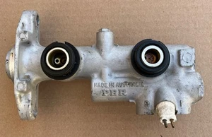 C4 Corvette OEM USED 1986-1987 PBR Master Cylinder #10052280 - Picture 1 of 5