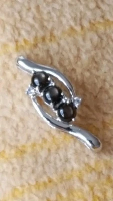 Schwarzer Stern Saphir Goldanhänger Weißgold 375er  Weißer Saphir - Bild 1 von 4