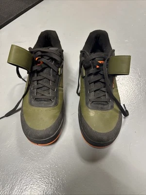 Chuteiras de ciclismo Bontranger para Shimano SPD sistema sem recortes com cadarço - Imagem 1 de 4