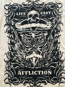 NEW Affliction Live Fast Skull Graphic T-Shirt Short Sleeve Mens Large Beige - Picture 1 of 7