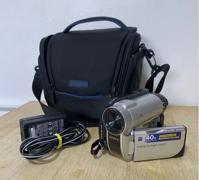 Sony Handycam Camcorder DCR-DVD110E DVD+Memory Stick Hybrid Movie Recording - Image 1 of 4