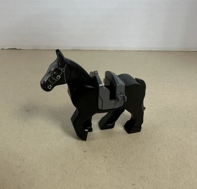 LEGO Black Horse – Movable Legs / Red Eyes / LOTR Ringwraith With Saddle - Image 1 of 4