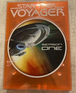 Star Trek: Voyager - The Complete First Season (DVD, 2004, 5-Disc Set) - Picture 1 of 2