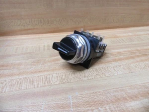 General Electric CR104PSG94B91 Selector Switch - Picture 1 of 4