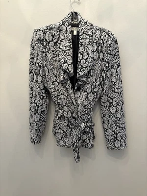 Dressbarn черный и белый цветочный ретроchic Cottagecore подпоясанный куртка размер XL - Изображение 1 из 4