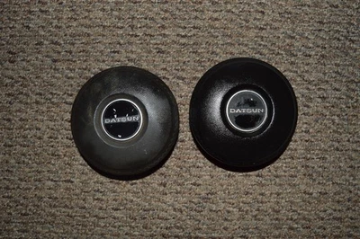 (2) Datsun 1974-1976 260Z 280Z horn pad steering wheel button OEM - Image 1 of 2