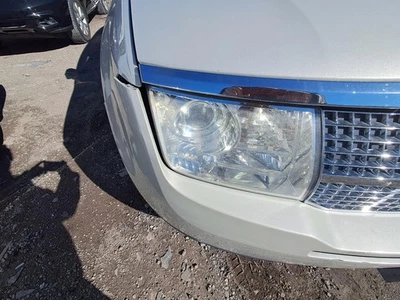 Used Right Headlight Assembly fits: 2007 Lincoln Mkx halogen w/o adaptive headla - Image 1 of 4