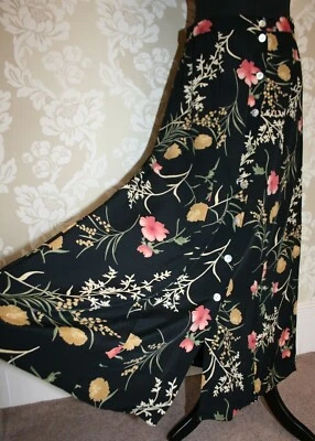 1980s VINTAGE COUTURE EX-AEQUO PARIS Skirt Jersey Long Floral Black/Pink/Yellow. - Image 1 of 4