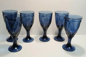 Noritake Sweet Swirl Weingläser Midnight Dunkelblau Stielgläser 7 3\8" 6er Set - Bild 1 von 6