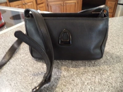 Cartera bandolera de cuero negra Lancel para mujer EXCELENTE Foto 1 de 4