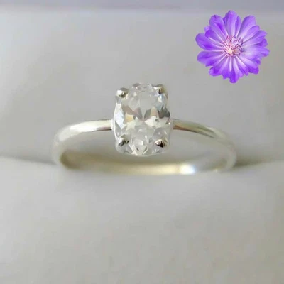 Anillo de joyería hecho a mano de plata de ley 925 con piedras preciosas de topacio blanco regalo para ella Foto 1 de 4