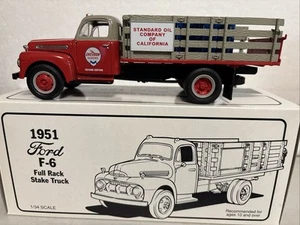 ERSTER GANG 1951 FORD F-6 VOLLE ZAHNSTANGE PFAHLWAGEN - CHEVRON/RPM DELO - ROTE RÄDER - Bild 1 von 10