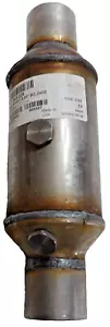 Davico Manufacturing 863-225 Universal Catalytic Converter - Picture 1 of 7