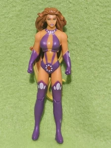 Mattel DC Universe Infinite Heroes Crisis Starfire 3.75” Action Figure!!! - Picture 1 of 5