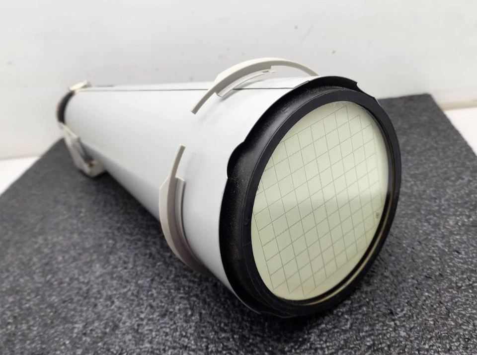 Vintage Round 5.75" HP Hewlett Packard Oscilloscope Cathode Ray Tube CRT - Image 1 of 4