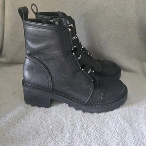 DKNY Barret Black Boots Womens 7.5 Lug Sole Side Zip Combat Logo Straps - Picture 1 of 7