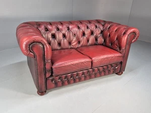 Vintage 2 seat Chesterfield Sofa in Oxblood Red 1980s Retro EB9362 VCHE - Picture 1 of 21