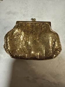 VINTAGE DURAMESH LADIES EVENING GOLD MESH BAG/PURSE SMALL CLUTCH - Picture 1 of 9