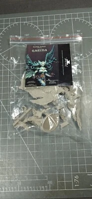 ELDER FORGE GARUDA SCALA 54 mm RESINA - Immagine 1 di 3