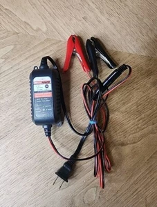 Motopower Motorcycle Auto Battery Charger MP00205A Maintainer 12v 800mA - Bild 1 von 6