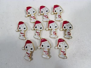 1980s PEANUTS Snoopy Christmas Set 10 Enamel BUTTONS Santa UFS - Picture 1 of 3