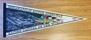 Indianapolis Motor Speedway Racing Capital of the World Felt Pennant - Picture 1 of 5