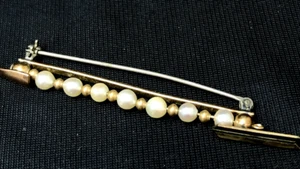 "Lady Alice pfeilförmige Brosche Pin 12K Gold mit Perlen Maße 2-5/8"" x 3/16" - Bild 1 von 2