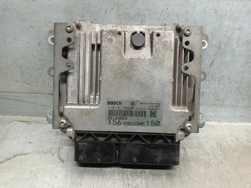 156456D1CBAF centralina motore per ALFA ROMEO 156 SPORTWAGON (932 ) 1.9 5553332 - Immagine 1 di 4