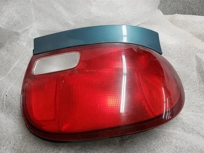 Luz trasera izquierda conductor 4 puertas compatible con 95-01 FIREFLY 196404 Foto 1 de 4