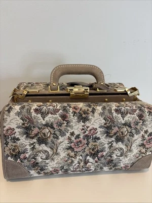 Vintage French Luggage Floral Tapestry Cosmetic Train Case Purse Bag 14" - Image 1 of 4