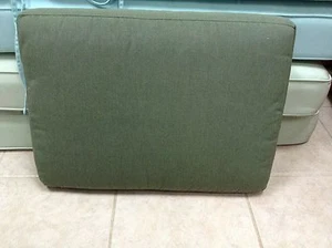 Pottery Barn Indio Gartenmöbel Armlos Stuhl Rückenkissen Farn Sonnenschirm - Bild 1 von 3