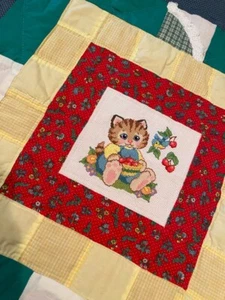 Quilted KId's Blanket or wall hanging, kitten in the middle, red, green, yellow, - Picture 1 of 7