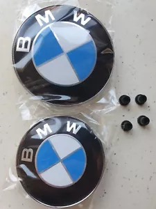 2x BMW Insigne logo Capot Coffre 82mm 74mm emblème + 4 OEILLETS DE FIXATION - Afbeelding 1 van 2