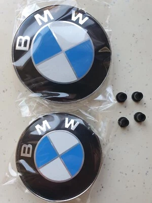 2x BMW Insigne logo Capot Coffre 82mm 74mm emblème + 4 OEILLETS DE FIXATION - Bild 1 von 2