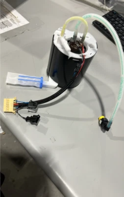 Genuine Land Rover 2005-2009 LR3 Range Rover Sport Electric Fuel Pump LR016845 - Image 1 of 2