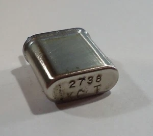 HC-6/U - 2738 KHz Radio Crystal - 0,050 pinów - Radio Petersen - Zdjęcie 1 z 2