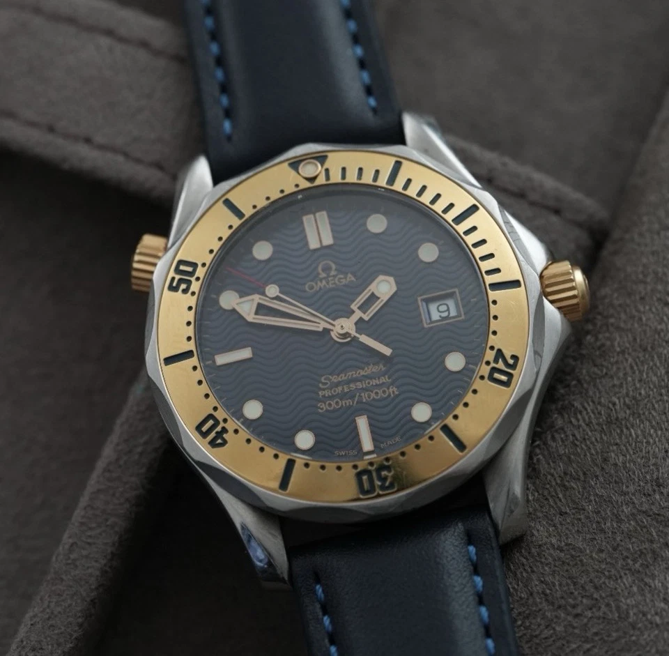 OMEGA Seamaster Professional Diver 300M Cal.1538 Quartz, 36mm Gold/steel - Image 1 of 4