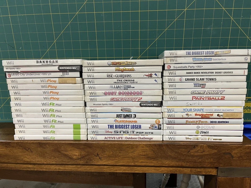 Nintendo WII Video Game Bundle - More than one Ships together - Image 1 of 4