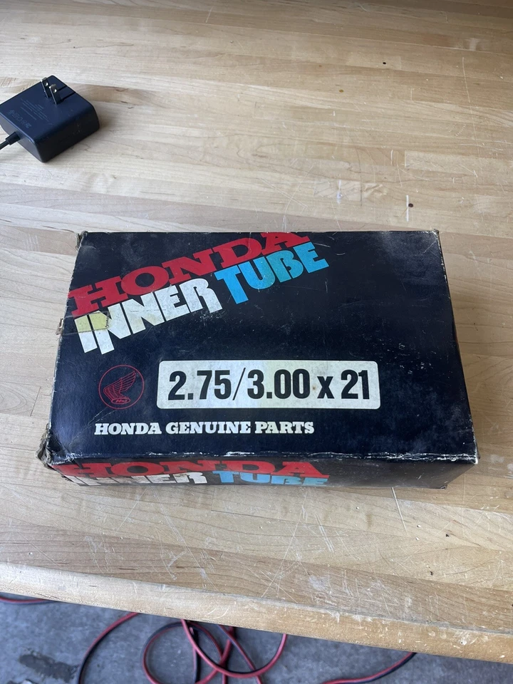 Tubo interior delantero - 2.75/3.00-21 - Honda XL125 XL/XR200/250/350/600 XR400/500/650 Foto 1 de 4