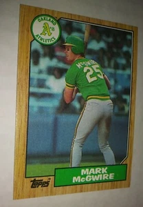1987 TOPPS BASEBALL CARD # 366 MARK Mc GWIRE ; ROOKIE , 1B OAKLAND As , MINT !! - Picture 1 of 3