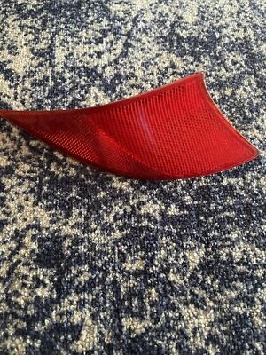 REFLECTOR PARACHOQUES TRASERO DERECHO 14 15 16 17 18 19 20 LEXUS IS250 IS200T IS300, OEM Foto 1 de 2