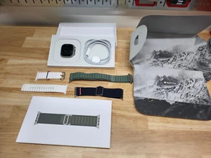 Apple Watch Ultra 49mm Natural Titanium 3 bands GPS+Cellular - Zdjęcie 1 z 3