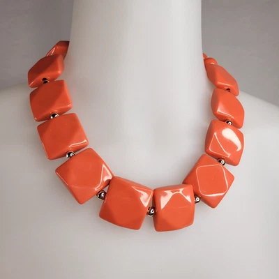 Collar Art Deco Grueso Naranja Acrílico Lucita Tono Plata Joyería Moda Cuentas Foto 1 de 4