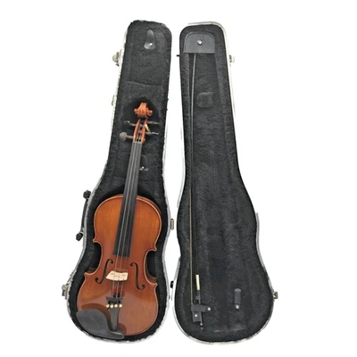 Eastman Strings Signature Series 4/4 Violin W/ Hard Cover Case & Bow - Image 1 of 4