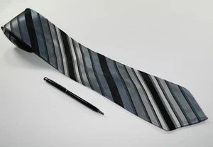 Corbata de seda para hombre KENNETH COLE REACTION GRIS PLATA NEGRA REPP ESTRECHA - Imagen 1 de 2