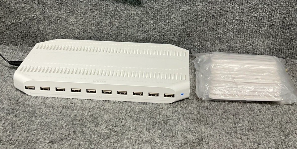 Unitek Y-2172B 🔌 10-Port USB Smart Charging Station – White - Image 1 of 4