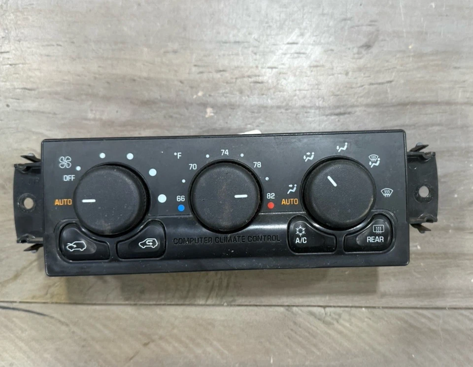 2002 Cadillac Escalade Climate Control AC Heater - Image 1 of 3