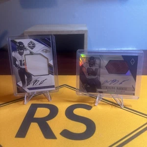 2 Rashod Bateman nummerierte Auto Patch und Stück Fußball /49-/99 - Bild 1 von 9